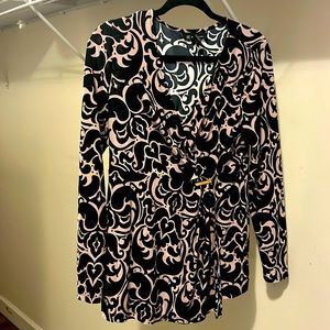 INC wraparound, design top